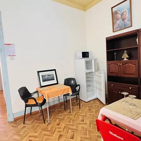 Πανσιόν Ala Do Castelo *